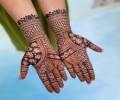 Mid Length Mehndi One Side
